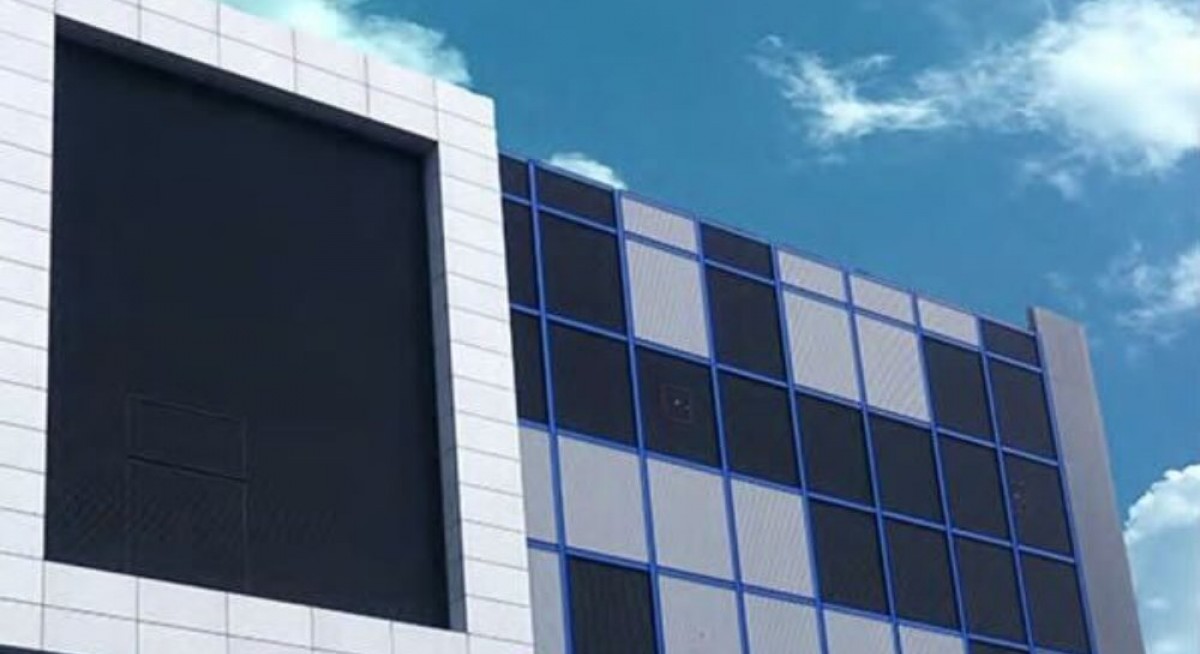 Property exterior: Digital Realty SIN11.