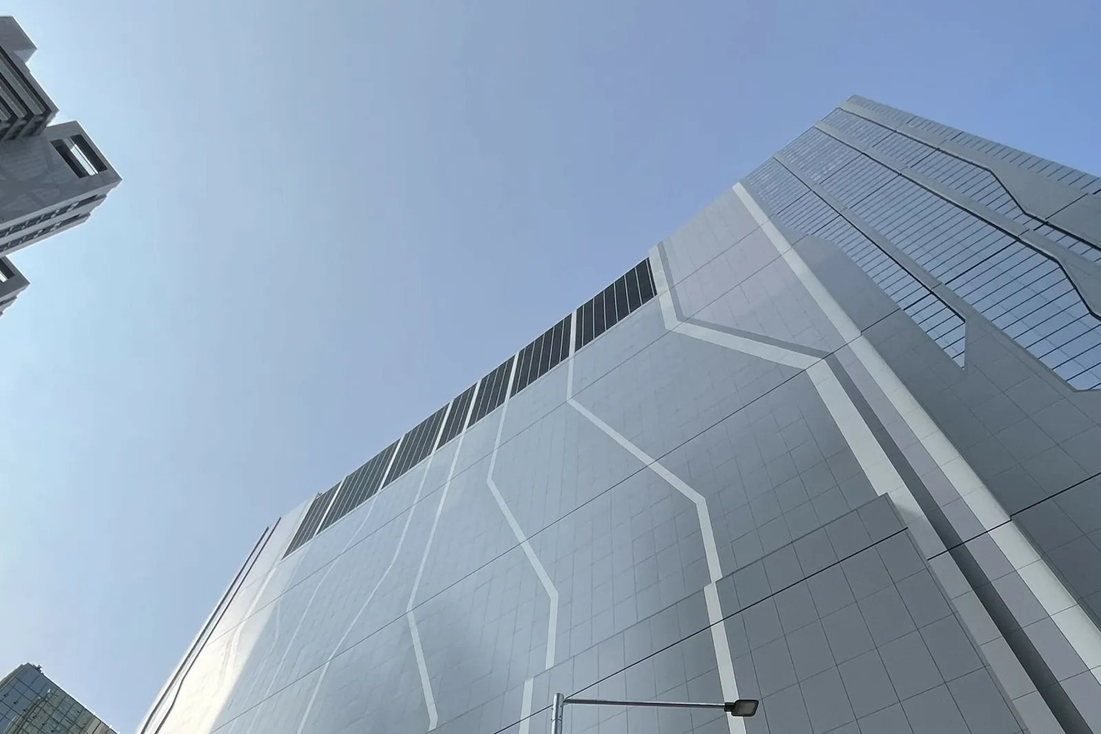 Property exterior: Digital Edge EDGE2.